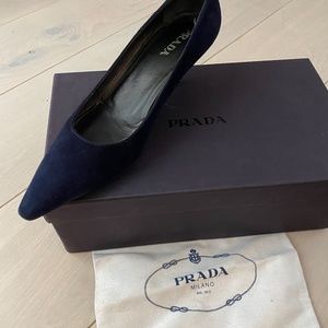 Prada low heel navy suede pump size 37